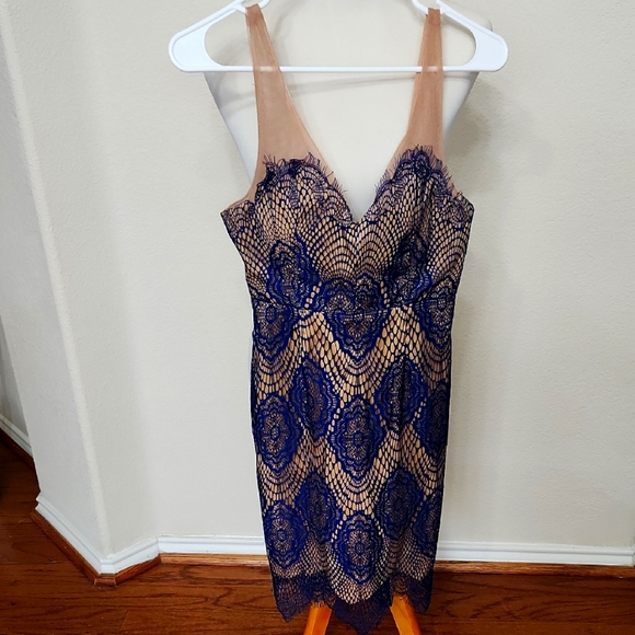 Windsor Dresses & Skirts - Small Windsor Sleeveless Dress